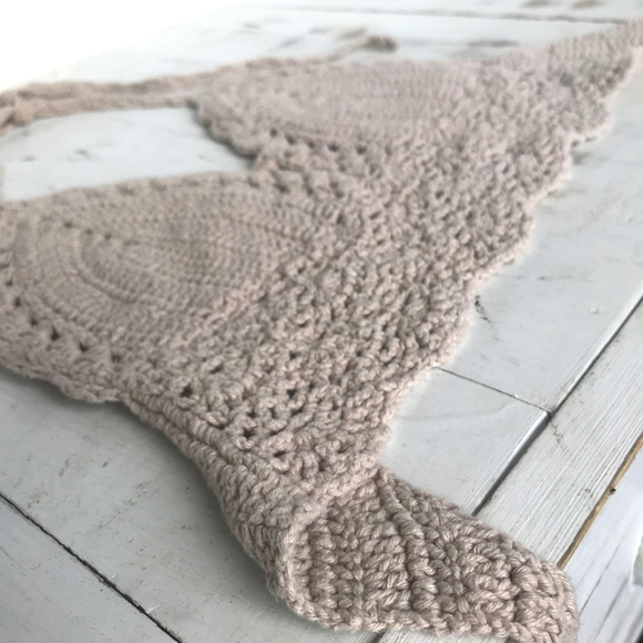 Beige Crochet Halter Top Backless Bikini Style Handmade in Women's Small/Medium - Picture 2 of 8